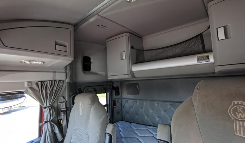 Kenworth T880 2018 sleeper full