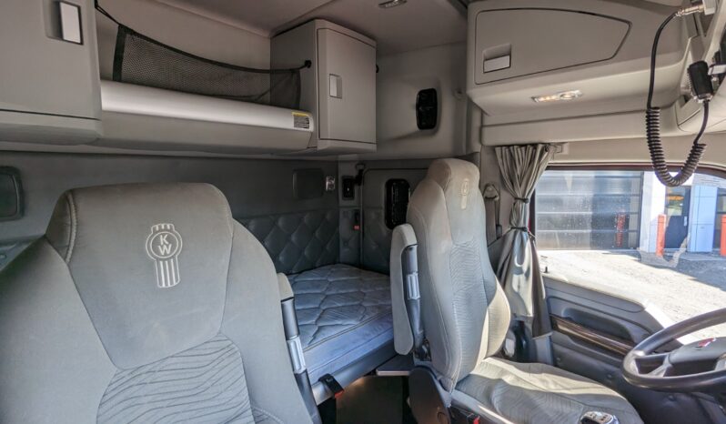 Kenworth T880 2018 sleeper full