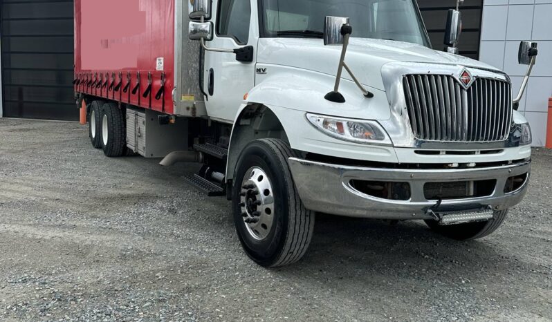 2020 INTERNATIONAL MV607 BOITE & TAILGATE INCLUS full