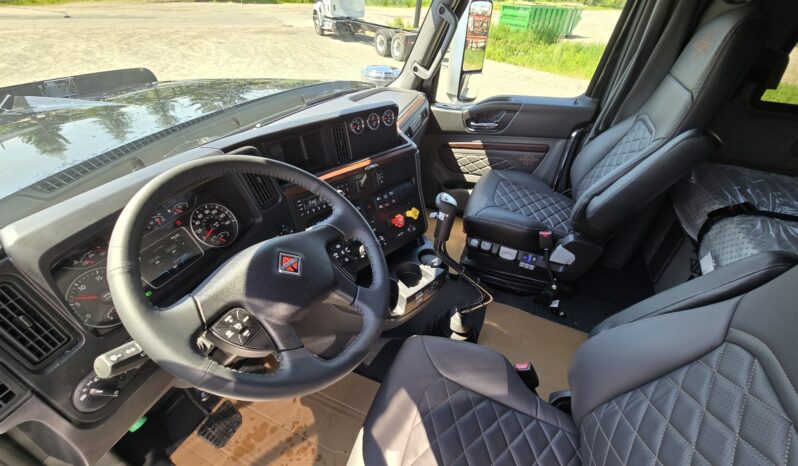 HX 520 2026 6×4 full