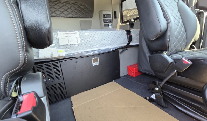 HX 520 2026 6×4 full