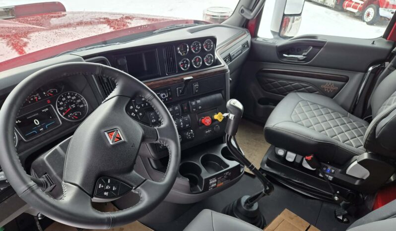 2027 INTERNATIONAL HX520 6X4 VN133162 full