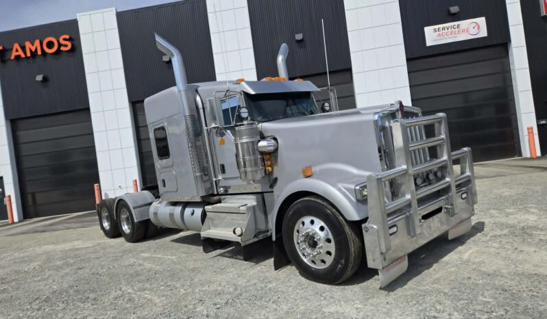 2020 Kenworth W900L LR965335