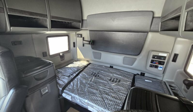 2027 INTERNATIONAL LT625 6X4 VN528100 full