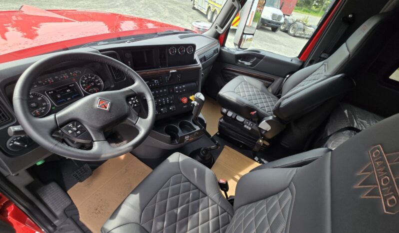 HX520 2027 sleeper 56po   #VN448934 full