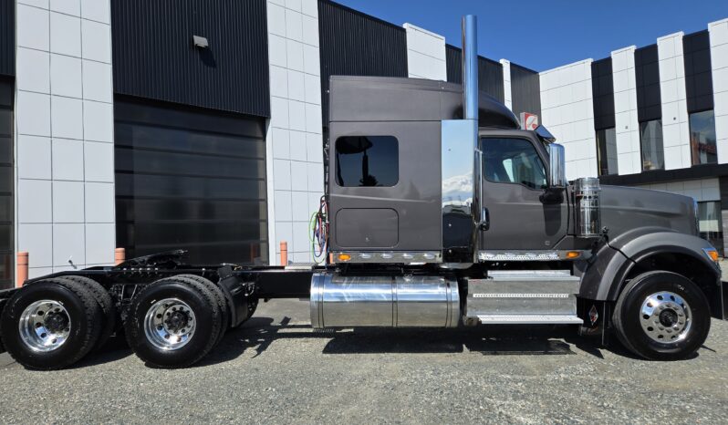 2027 INTERNATIONAL HX520 6X4 VN366576 full