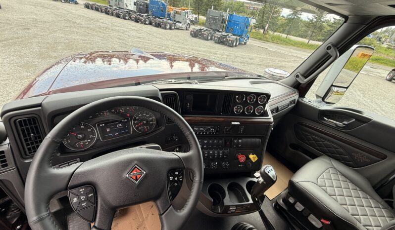 2027 INTERNATIONAL HX520 6X4 VN388315 full