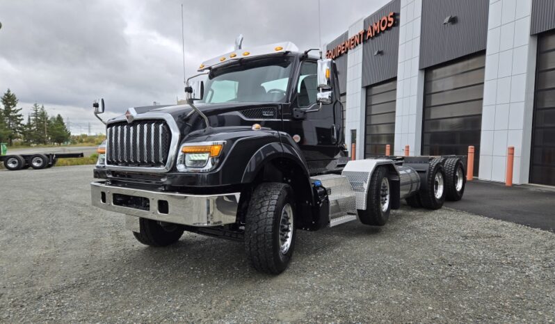 HV615 2027 8X4  12 ROUES full