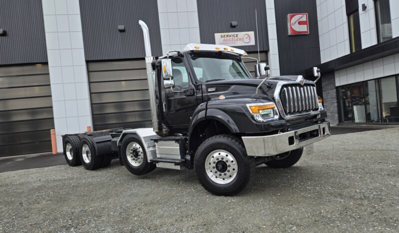 HV615 2027 8X4  12 ROUES