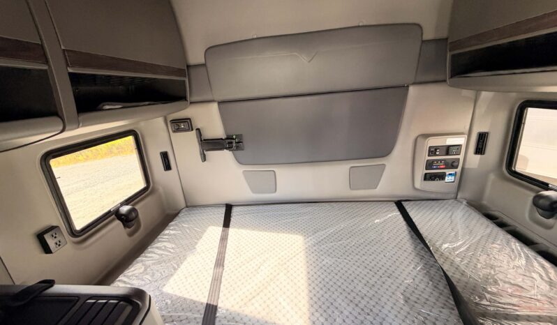 2027 INTERNATIONAL LT625 6X4 VN562073 full