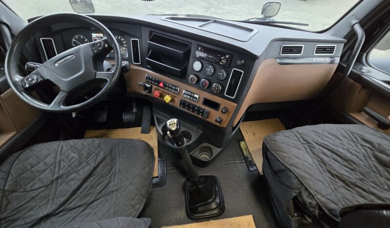 Freigh Cascadia 2020  6×4 full
